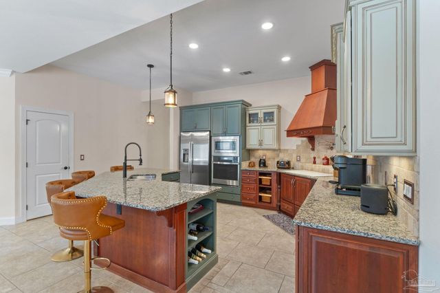 2708 Muirfield Dr, Navarre, FL 32566