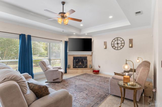 2708 Muirfield Dr, Navarre, FL 32566