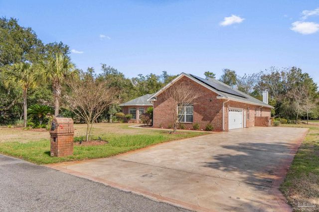 2708 Muirfield Dr, Navarre, FL 32566