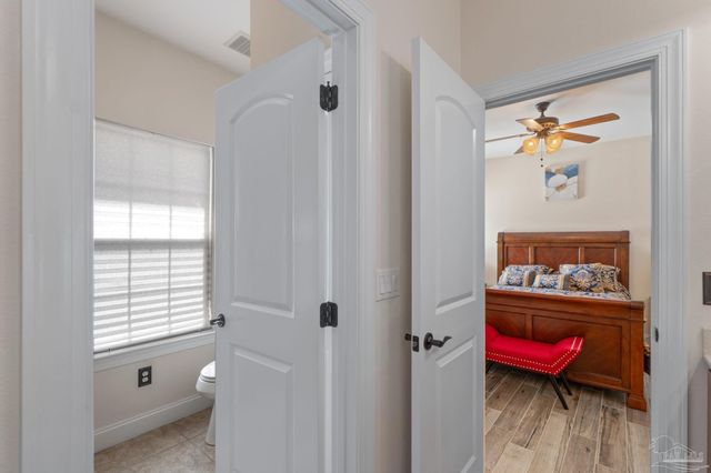 2708 Muirfield Dr, Navarre, FL 32566