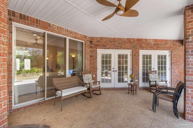 2708 Muirfield Dr, Navarre, FL 32566