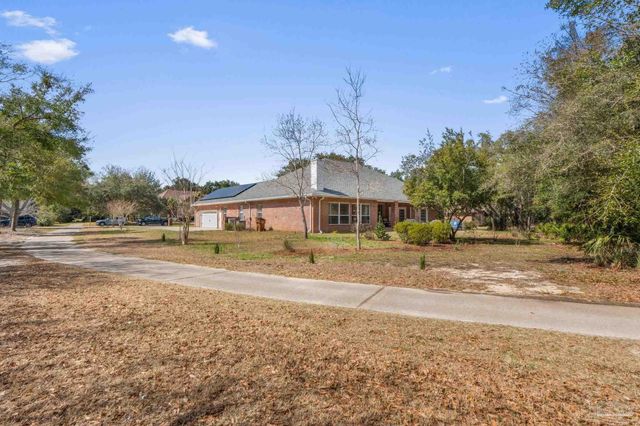 2708 Muirfield Dr, Navarre, FL 32566