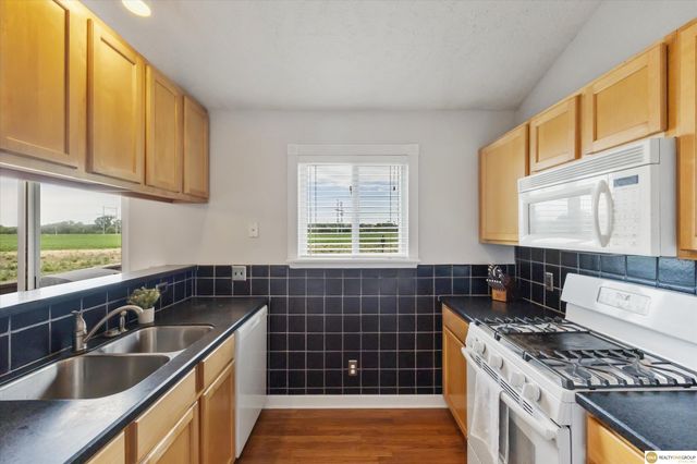 6331 N 128 Street, Omaha, NE 68164