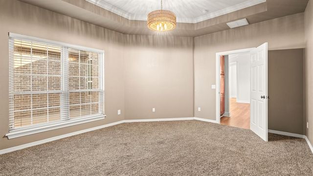 12401 SW 7th Street, Yukon, OK 73099