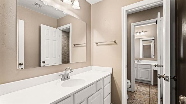 12401 SW 7th Street, Yukon, OK 73099