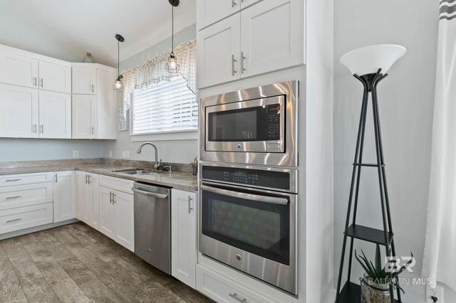 18818 James Road, Gulf Shores, AL 36542