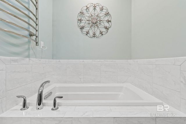 18818 James Road, Gulf Shores, AL 36542