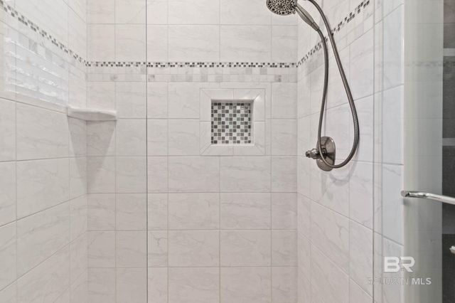 18818 James Road, Gulf Shores, AL 36542