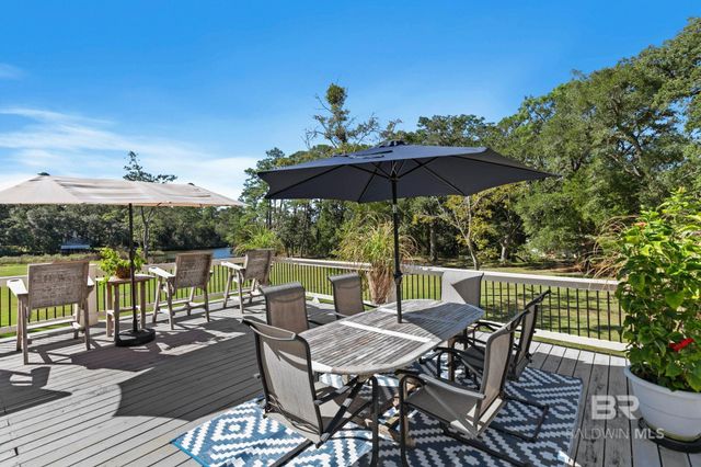 18818 James Road, Gulf Shores, AL 36542