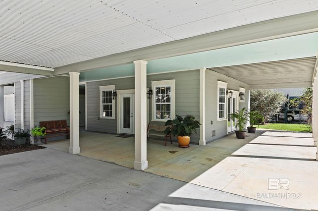 18818 James Road, Gulf Shores, AL 36542