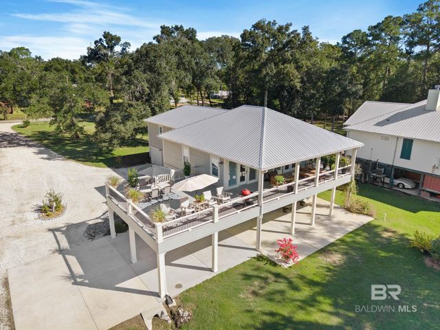 18818 James Road, Gulf Shores, AL 36542