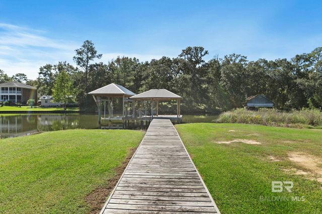 18818 James Road, Gulf Shores, AL 36542