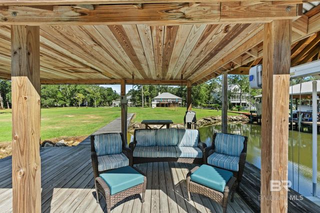 18818 James Road, Gulf Shores, AL 36542