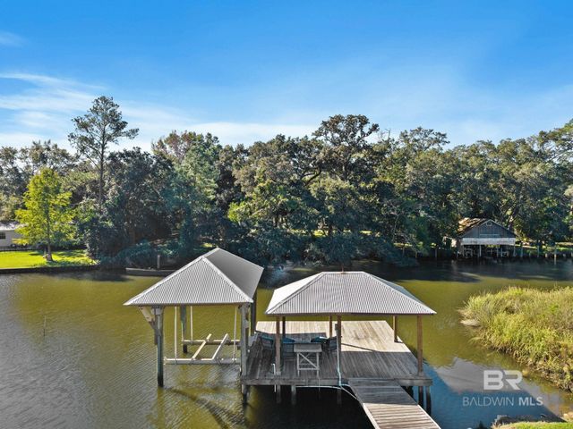 18818 James Road, Gulf Shores, AL 36542