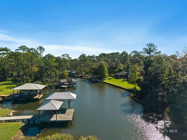 18818 James Road, Gulf Shores, AL 36542