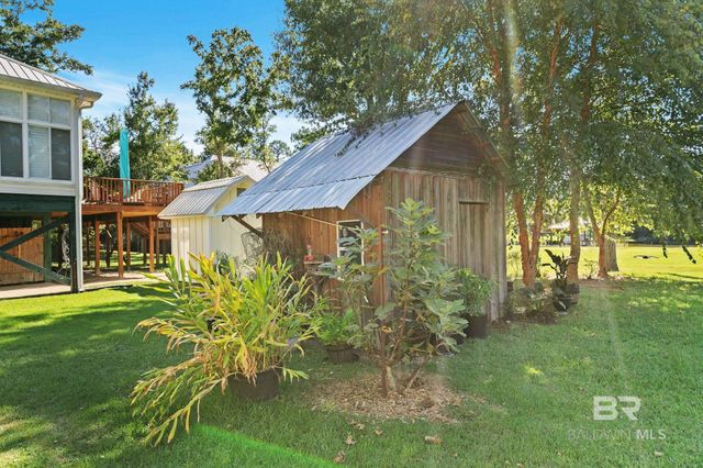 18818 James Road, Gulf Shores, AL 36542