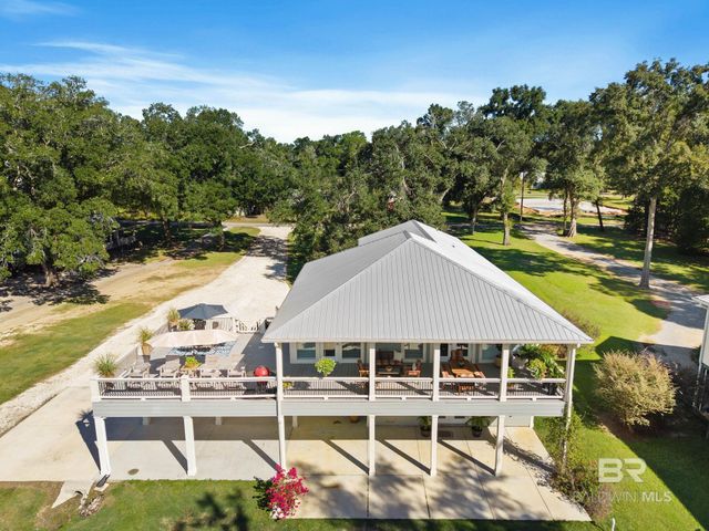 18818 James Road, Gulf Shores, AL 36542