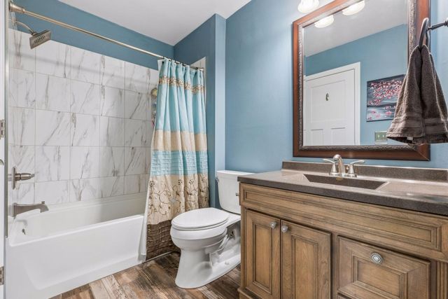 5679 Erik Lane, Shoreview, MN 55126