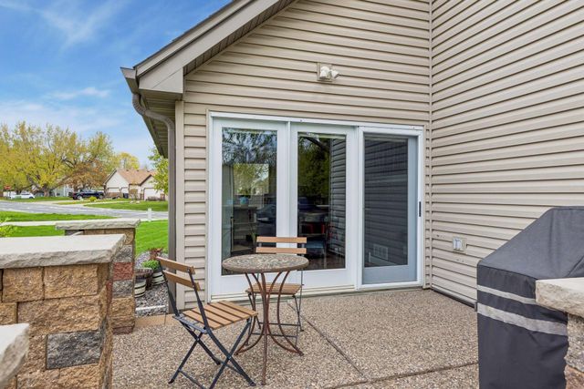 5679 Erik Lane, Shoreview, MN 55126