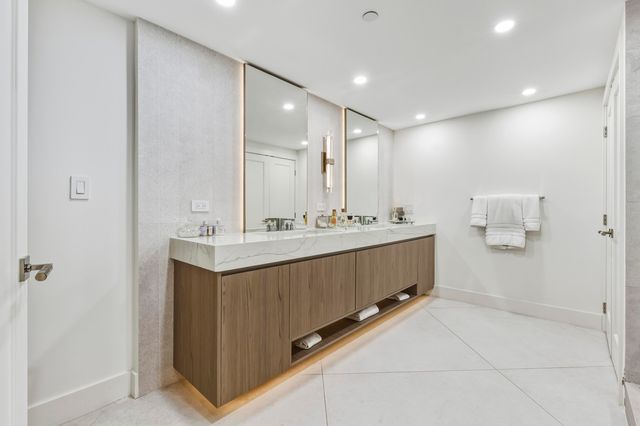 3100 S Ocean Boulevard 201s, Palm Beach, FL 33480