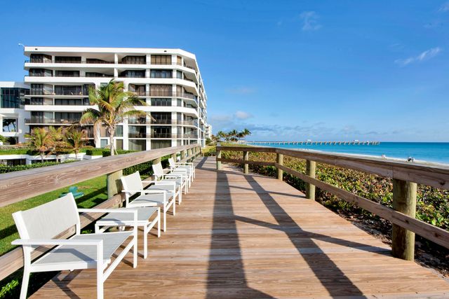 3100 S Ocean Boulevard 201s, Palm Beach, FL 33480