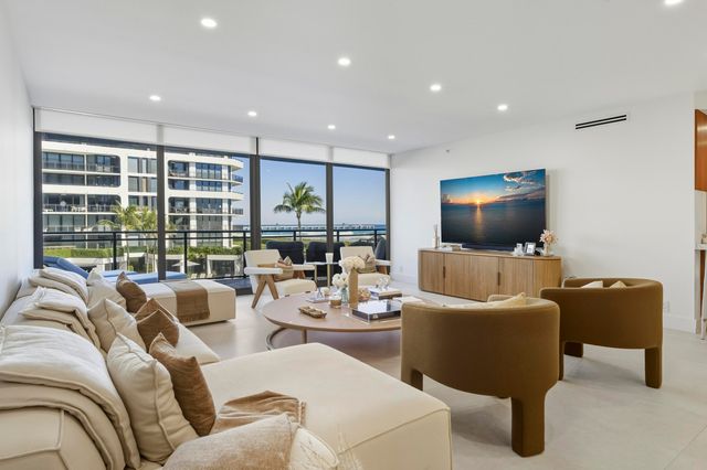 3100 S Ocean Boulevard 201s, Palm Beach, FL 33480