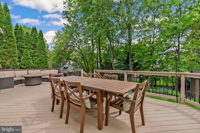 4 YELLOW PLUM CT, Rockville, MD 20850