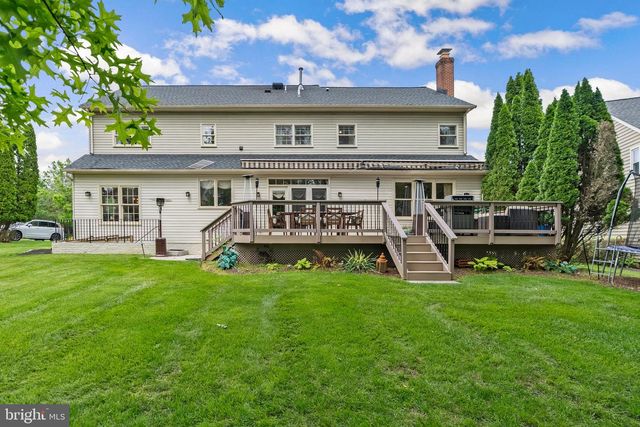 4 YELLOW PLUM CT, Rockville, MD 20850