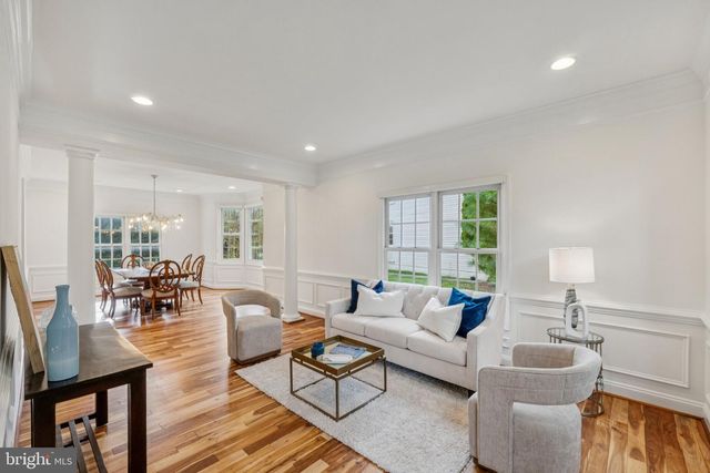 4 YELLOW PLUM CT, Rockville, MD 20850