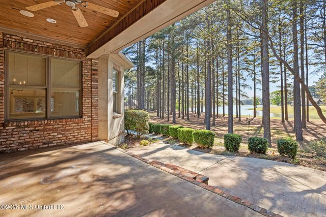 105 Livingston Drive, Madison, MS 39110