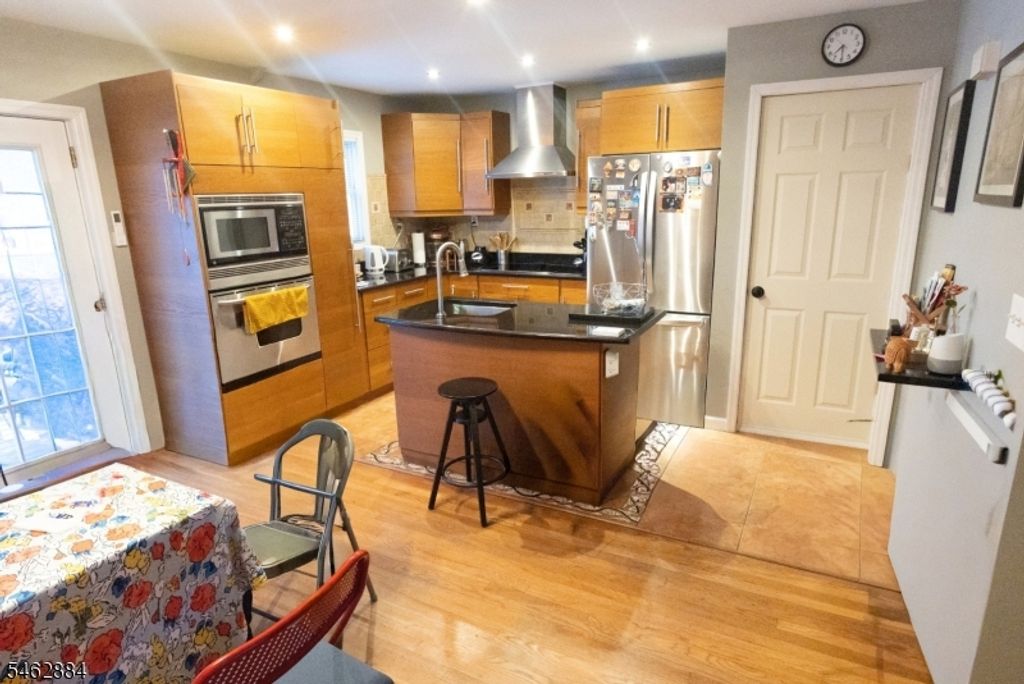74 Raritan Rd, Linden City, NJ 07036 — photo 5