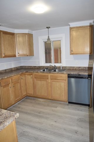 796 Charlton Street, Southbridge, MA 01550