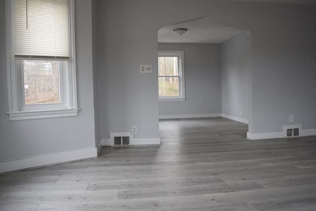 796 Charlton Street, Southbridge, MA 01550