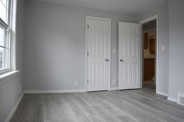 796 Charlton Street, Southbridge, MA 01550