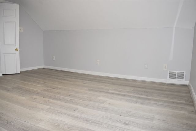 796 Charlton Street, Southbridge, MA 01550