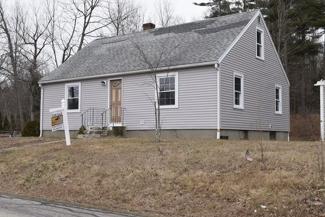 796 Charlton Street, Southbridge, MA 01550