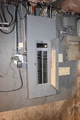 796 Charlton Street, Southbridge, MA 01550