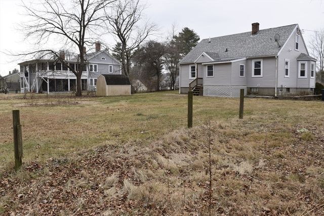 796 Charlton Street, Southbridge, MA 01550