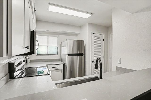 4770 FOX HUNT LANE B510, Wesley Chapel, FL 33543