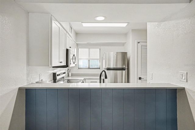 4770 FOX HUNT LANE B510, Wesley Chapel, FL 33543