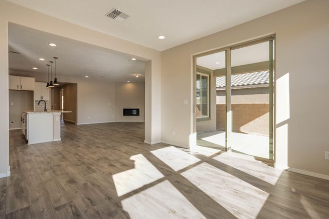 942 Lazuli Road SE, Rio Rancho, NM 87124