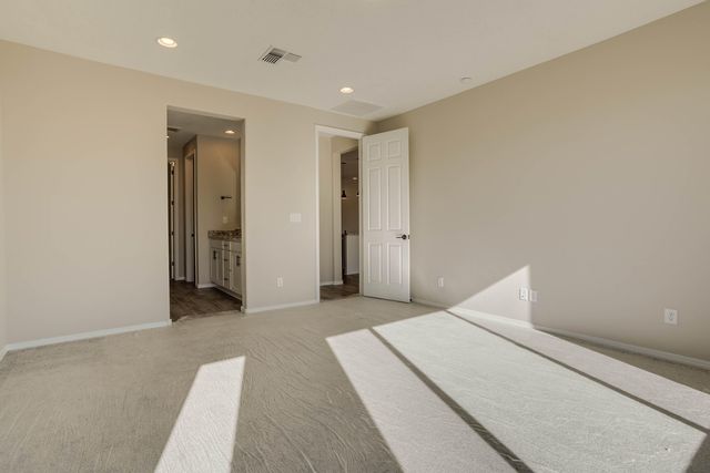 942 Lazuli Road SE, Rio Rancho, NM 87124