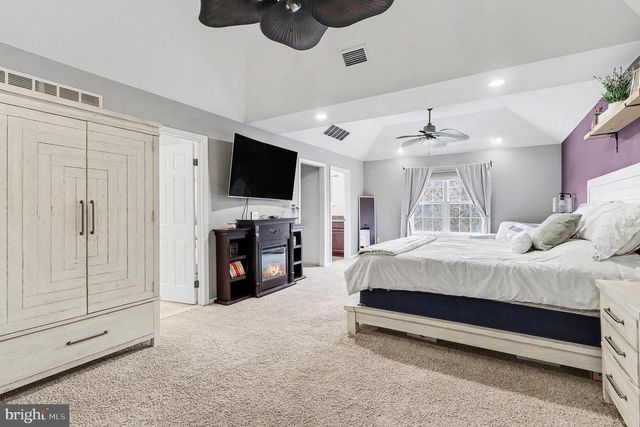 1007 WYOMING CIR, Lincoln University, PA 19352