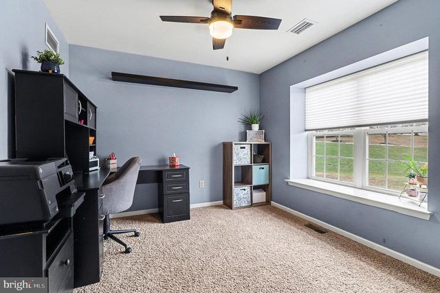 1007 WYOMING CIR, Lincoln University, PA 19352