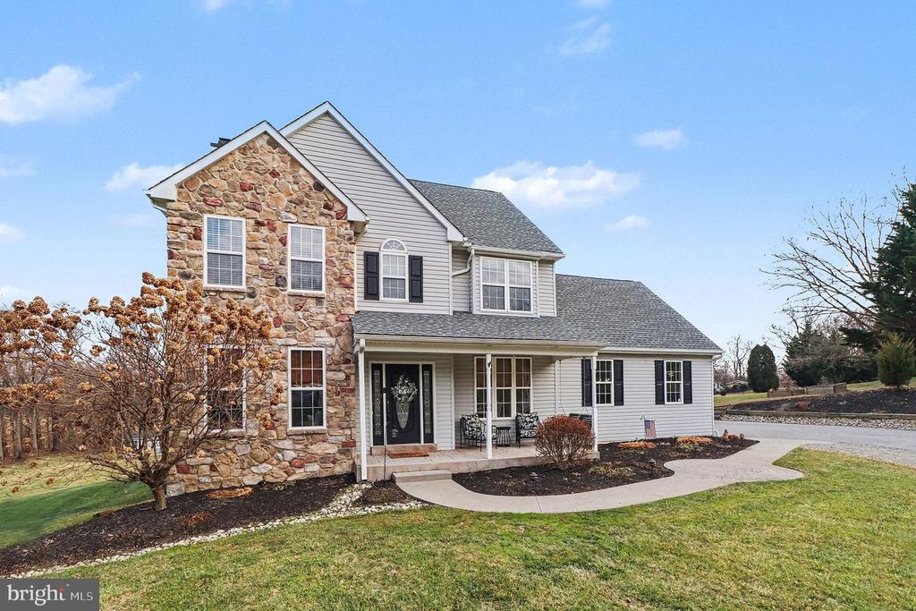 1007 WYOMING CIR, Lincoln University, PA 19352