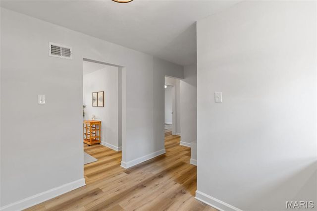 6823 Julian Avenue, University City, MO 63130