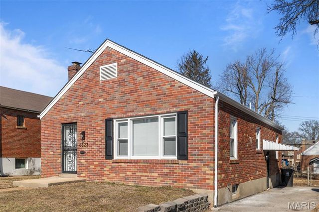 6823 Julian Avenue, University City, MO 63130
