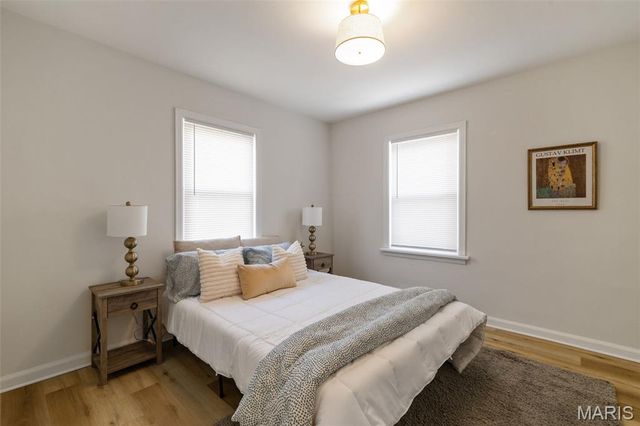 6823 Julian Avenue, University City, MO 63130