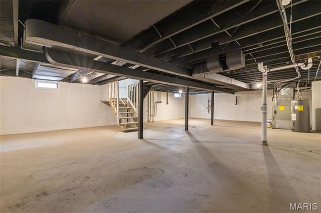 6823 Julian Avenue, University City, MO 63130