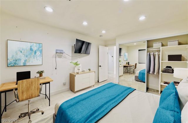 9845 Via Delores Avenue, Las Vegas, NV 89117